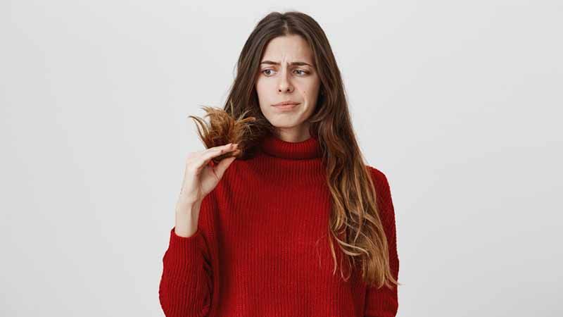 10 Kebiasaan Buruk yang Membuat Rambut Cepat Rusak