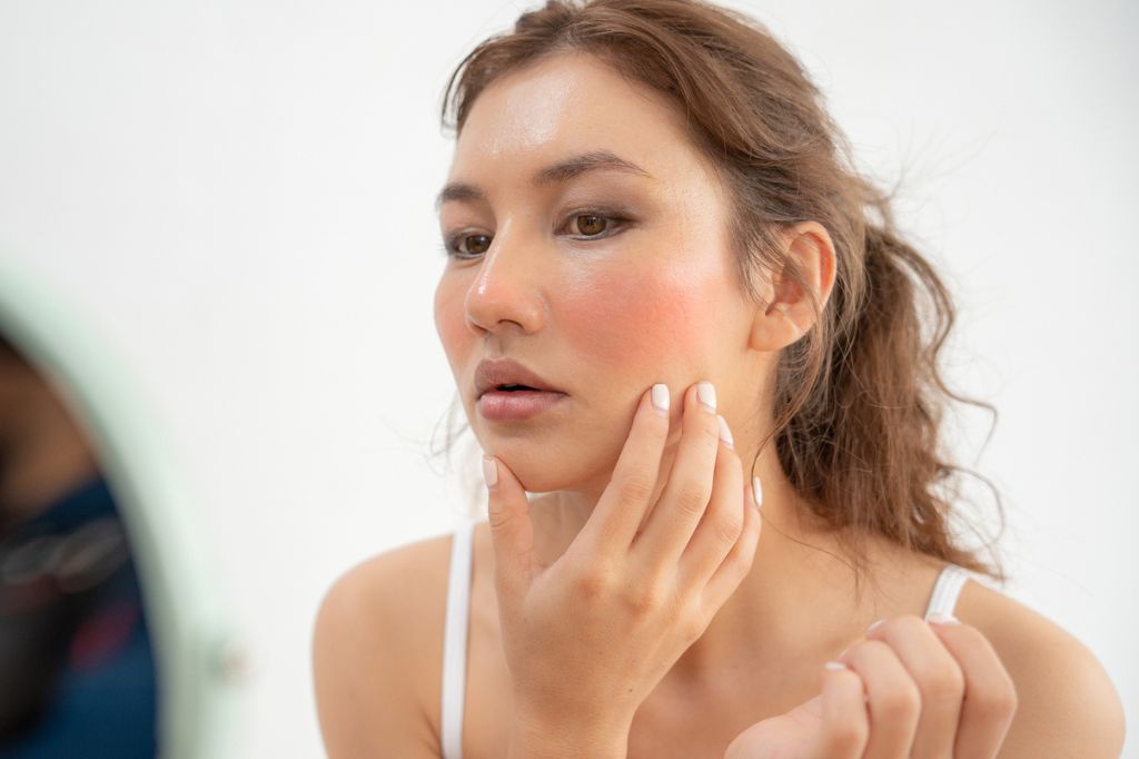7 Tips Cegah Alergi Akibat Kosmetik